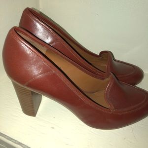 Nine West leather pumps size 10